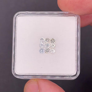 
            
                Load and play video in Gallery viewer, 3mm Ceylon White Sapphire Gem Lot
            
        