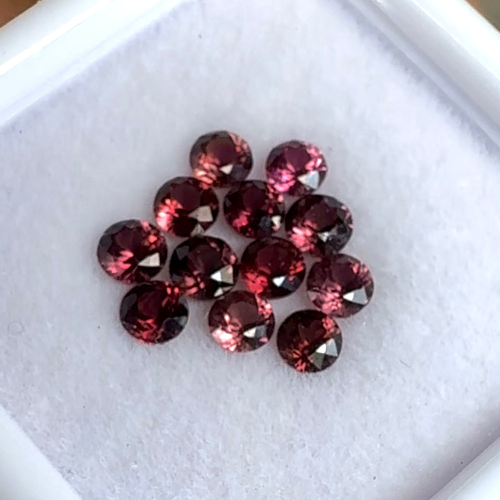 2.5-2.7mm *Unheated* Ruby/Pink Sapphire Diamond Cut Gem Lot!