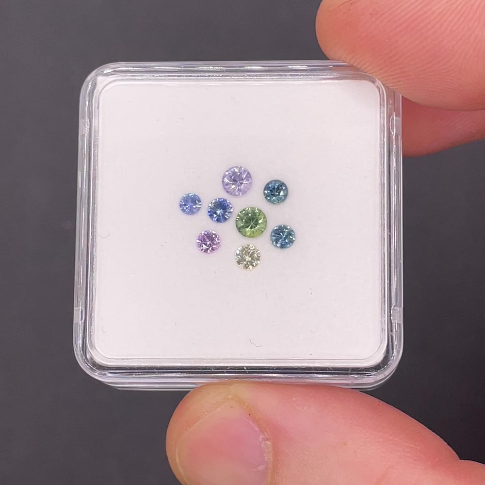 
            
                Load and play video in Gallery viewer, 2.5-3.5mm Ceylon Sapphire Gem Lot
            
        