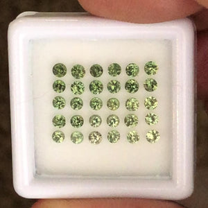 
            
                Load and play video in Gallery viewer, 2.3-2.4mm Green Sapphire Ombré Gem Lot
            
        